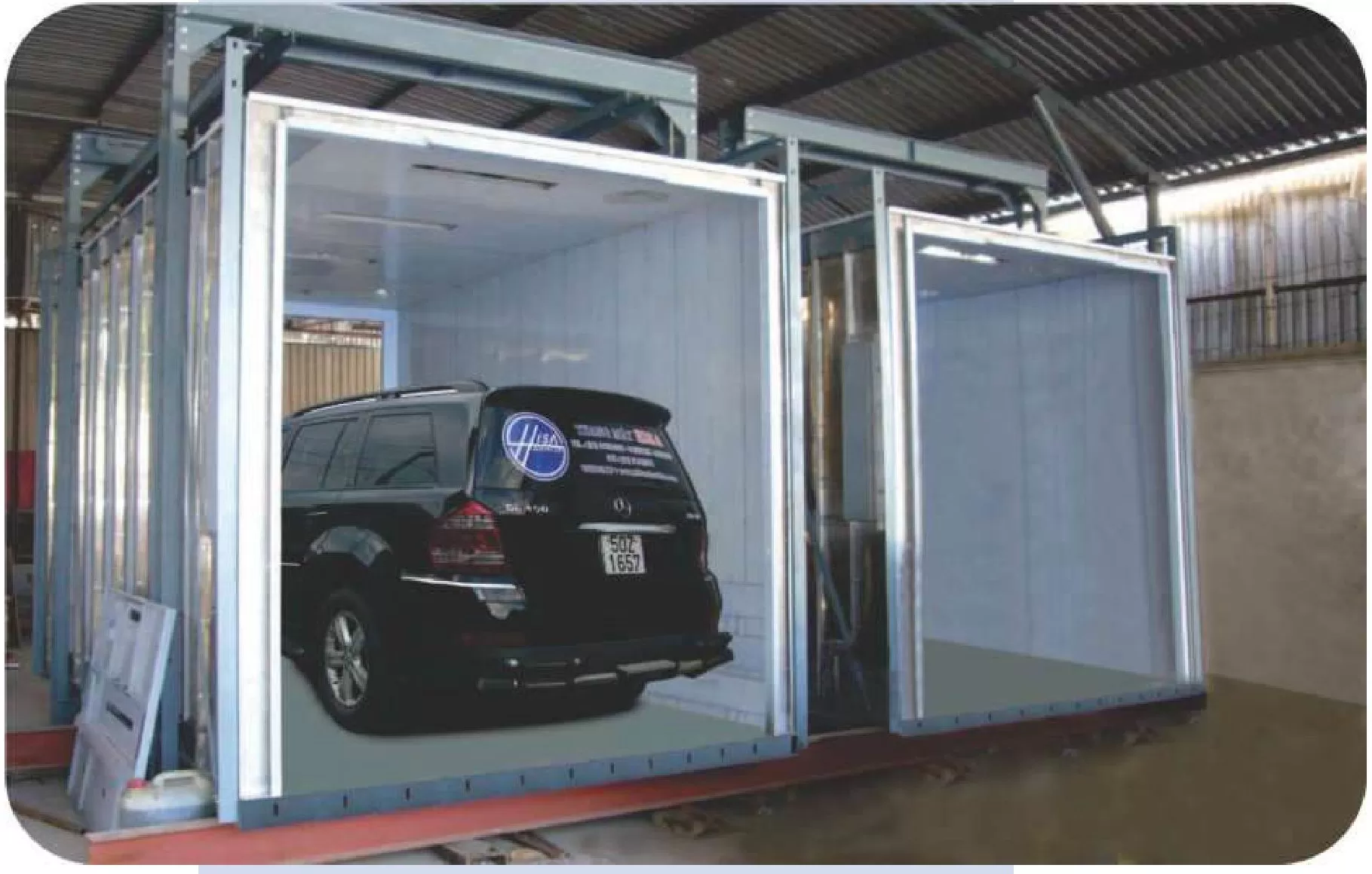 Thang máy chở ô tô